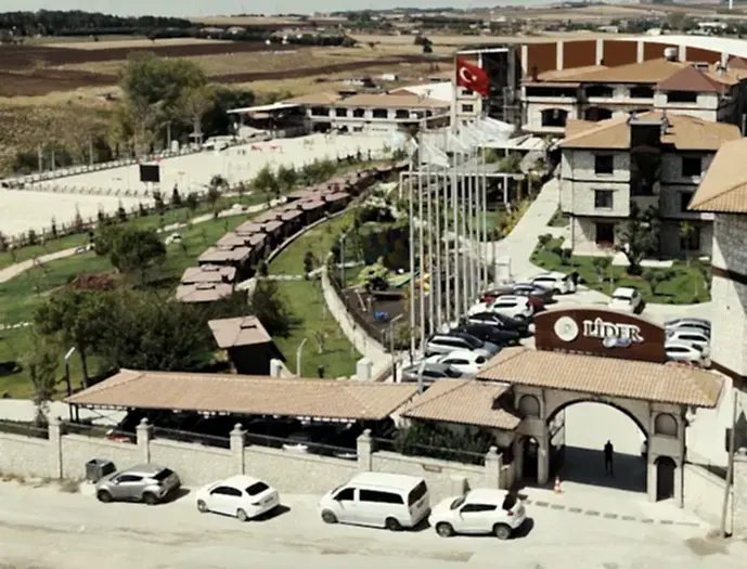 Magical Club Binicilik